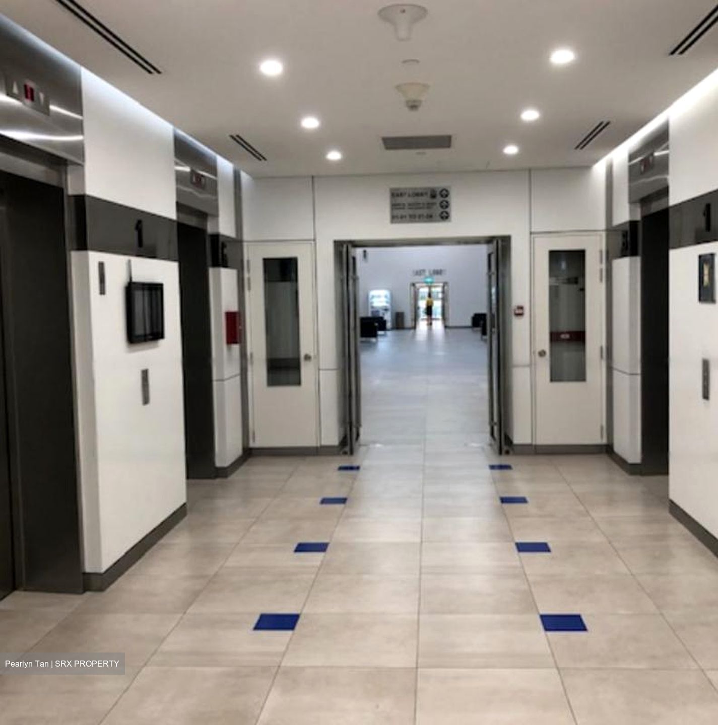 Serangoon North Avenue 5 (D19), Factory #479080011